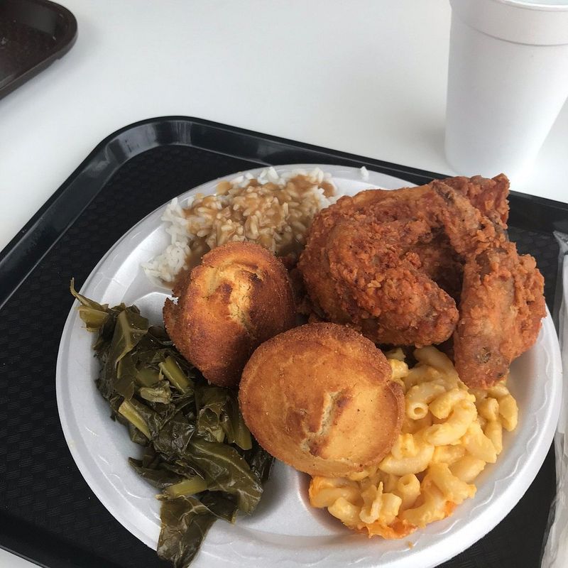 Sweetie Pie's Soul Food Restaurant (Columbus)