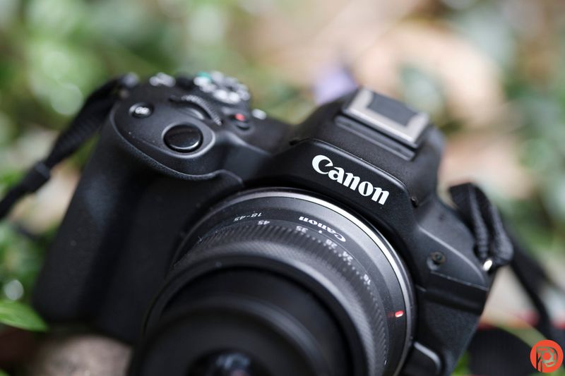 Canon EOS R50