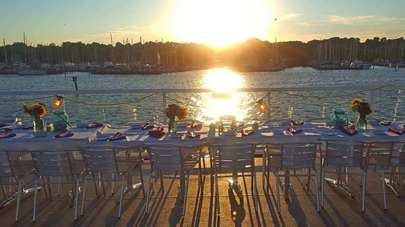 Skipper's Pier — Deale