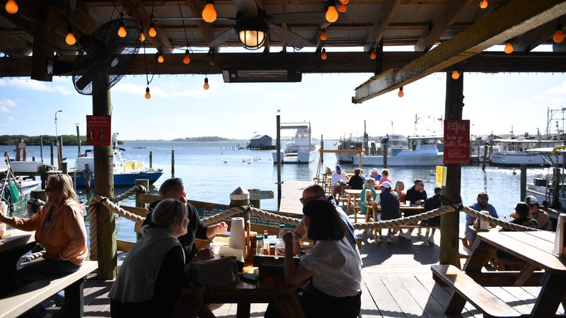 Star Fish Company Market & Restaurant — Cortez