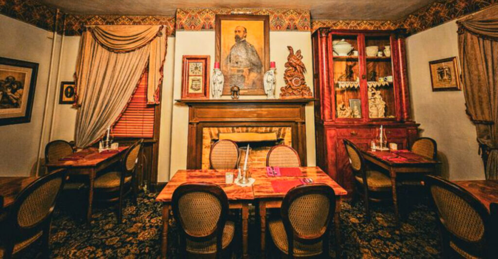 The Historic Pennsylvania Diner Locals Say Is Haunted – But the Pumpkin Pie Is Worth the Risk