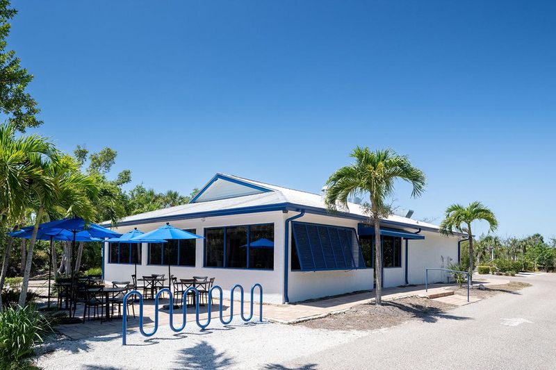 Lighthouse Café (new location)