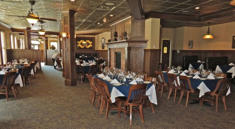 Theodore’s Dining Room, Rough Riders Hotel