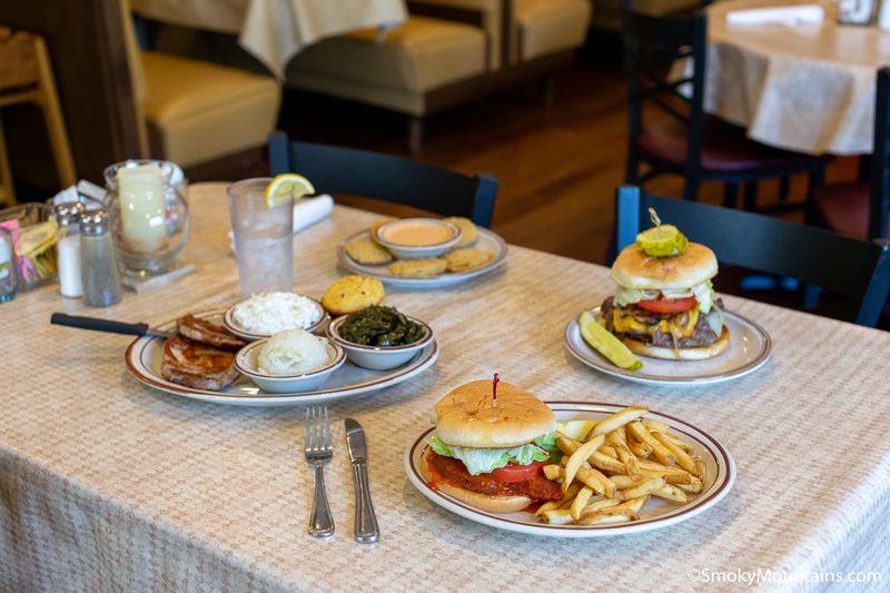 Trish's Mountain Diner (Gatlinburg, TN)