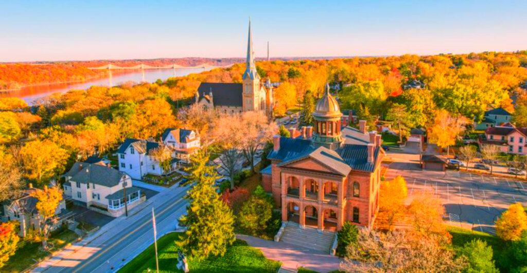 The Midwest Town That Smells Like Fresh Pie and Feels Like Home