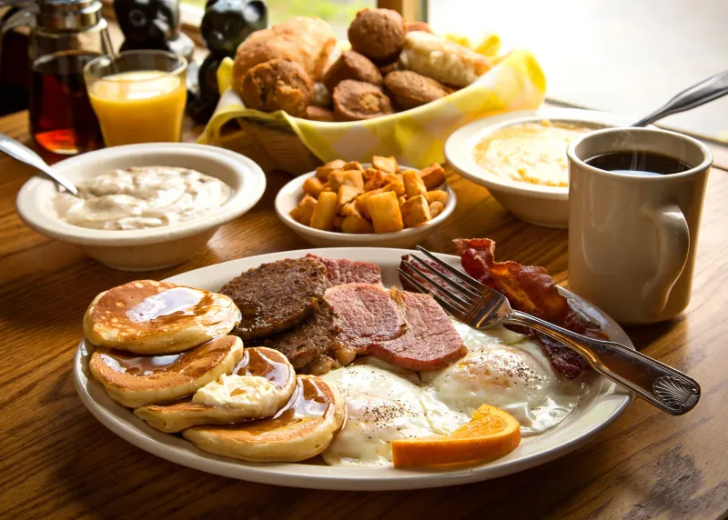 Donna's Old Town Café — Small-Town Tennessee