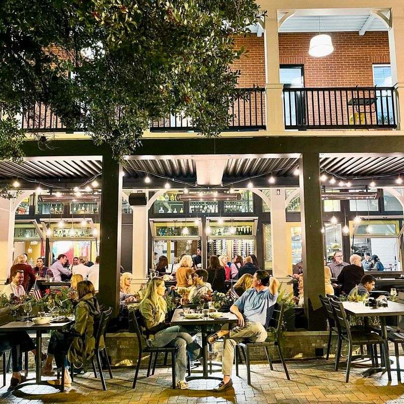 Kimball House (Decatur) — Oyster royalty in a restored rail depot.