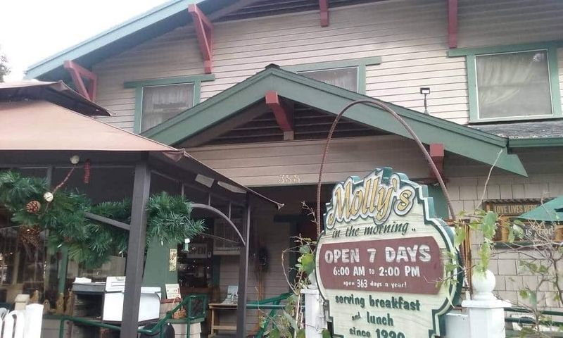 Molly’s Souper – Upland