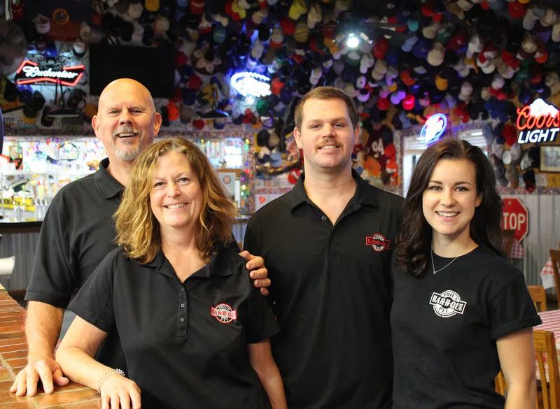 Phil’s Bar-B-Que Pit - Black Mountain