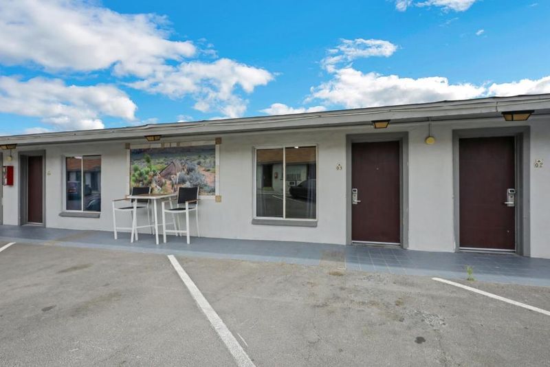 The Desert Moon Motel
