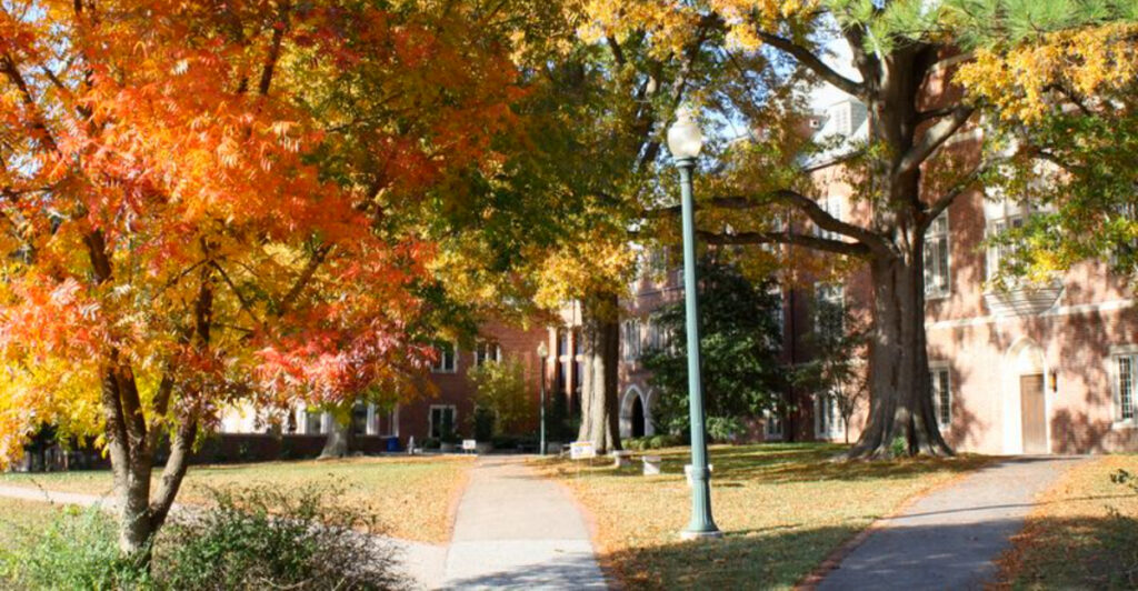 These 15 U.S. College Campuses Are Especially Stunning in November
