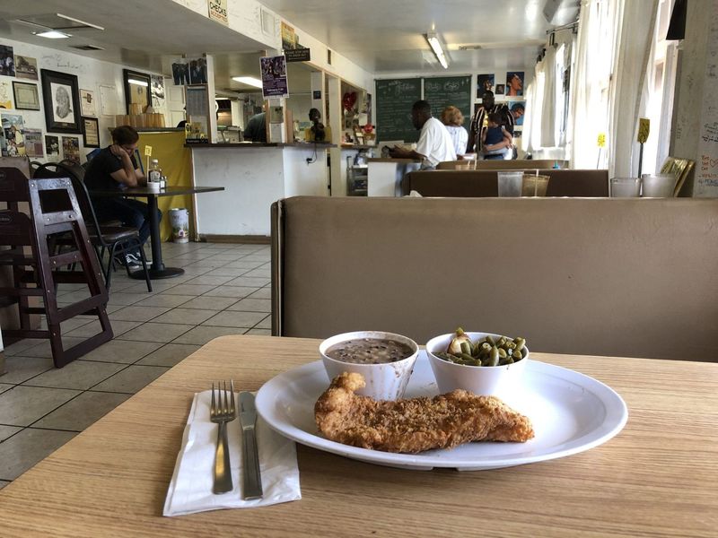 Mrs. White's Golden Rule Cafe
