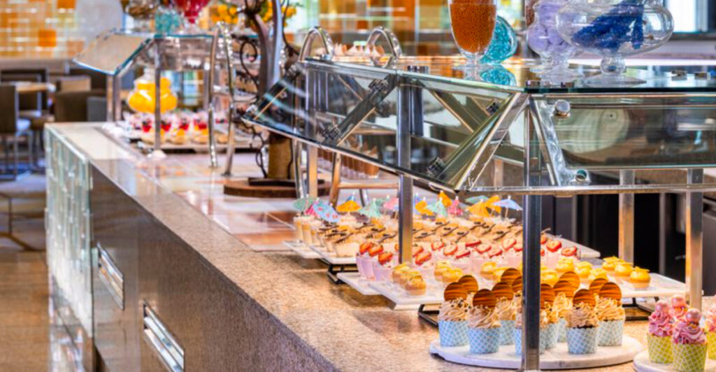 These 8 Las Vegas Buffets Are Worth Every Bite (and Every Dollar)