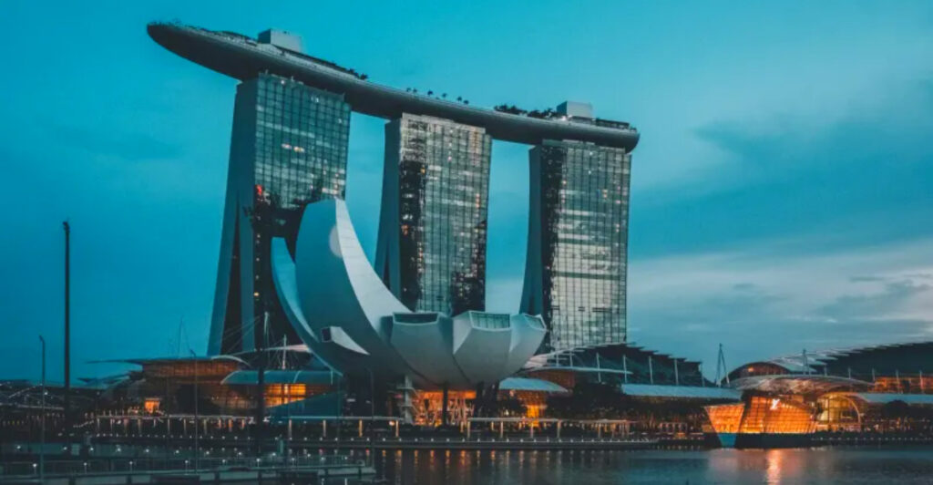 This Green, Ultra-Dense City-State Went From Fishing Village to Global Giant