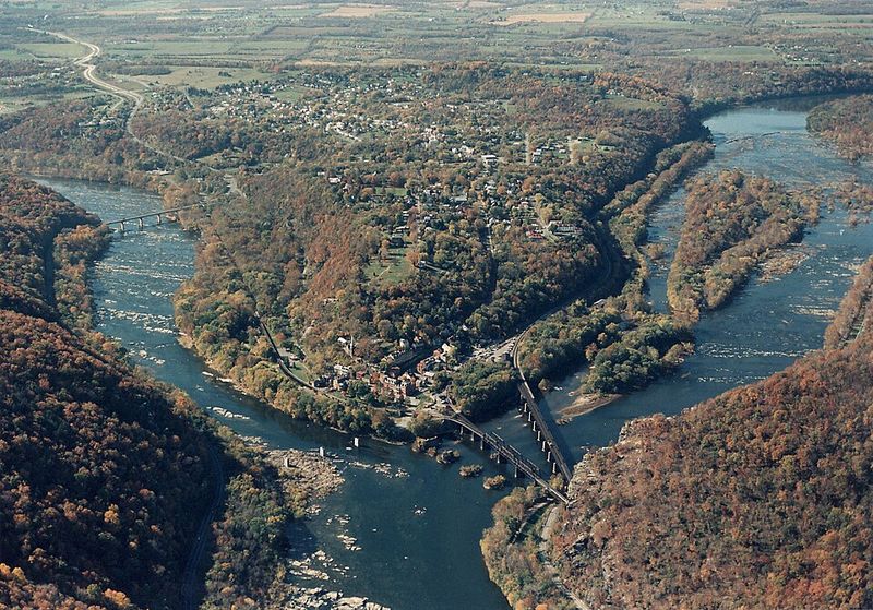 Where Three States and Two Rivers Meet