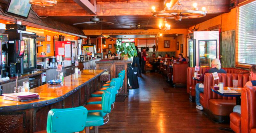 This Tiny California All Night Diner Locals Guard More Jealously Than State Secrets