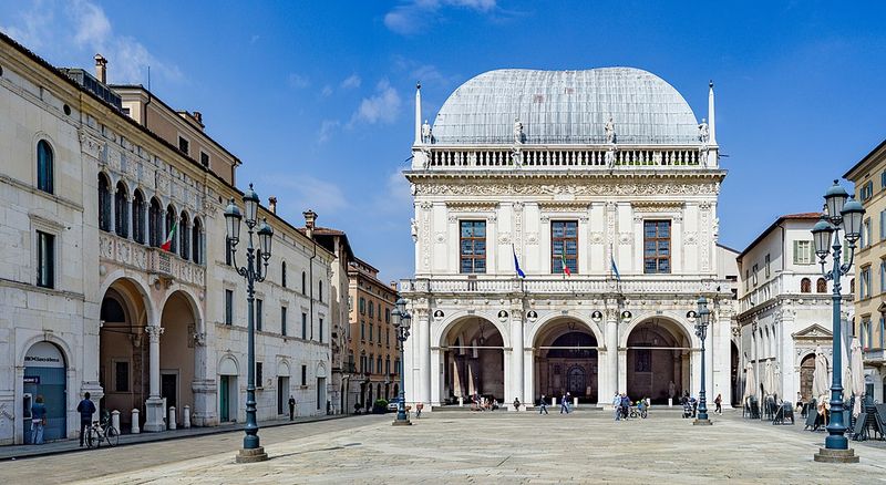Layers of Architecture: Roman → Medieval → Renaissance → Modern