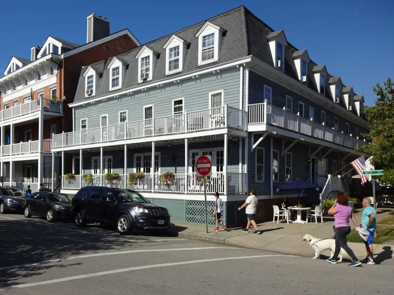 The Hudson House Inn