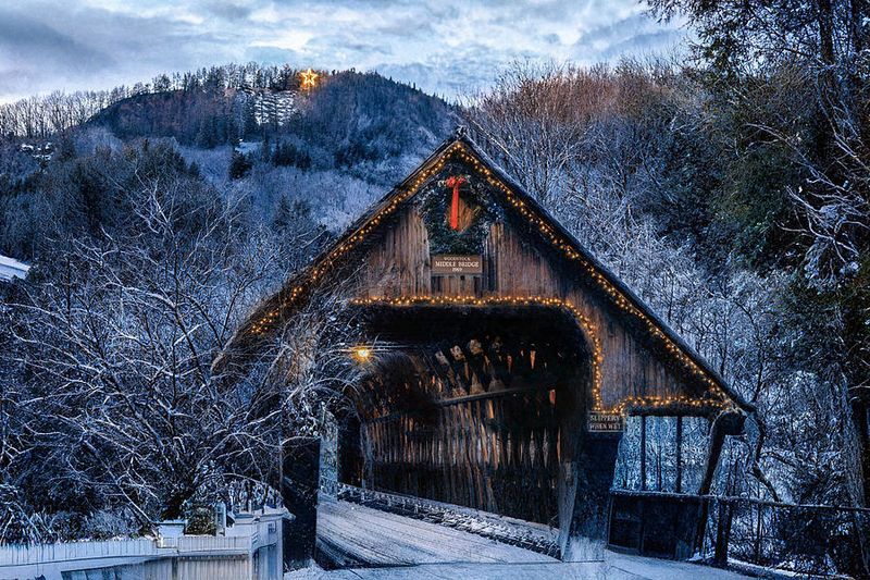 Middle Covered Bridge