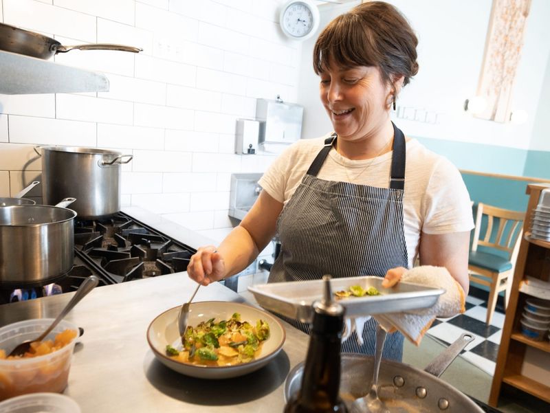 Midway Café – Moss Landing