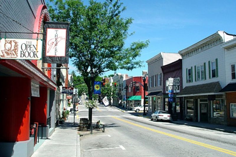 West Virginia – Lewisburg
