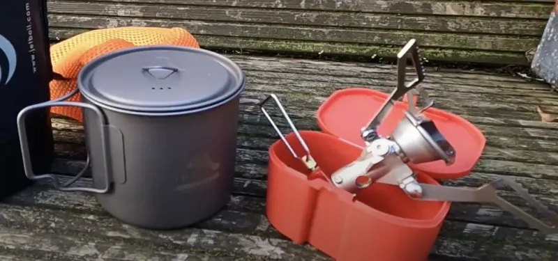Cook System: MSR PocketRocket Deluxe + TOAKS Titanium Pot