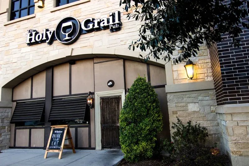 Holy Grail Pub – Plano