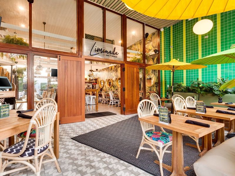 Limonada Bar + Brunch at The Clinton Hotel