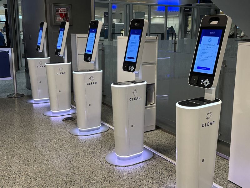 CLEAR Credit Speeds Through Airport Security
