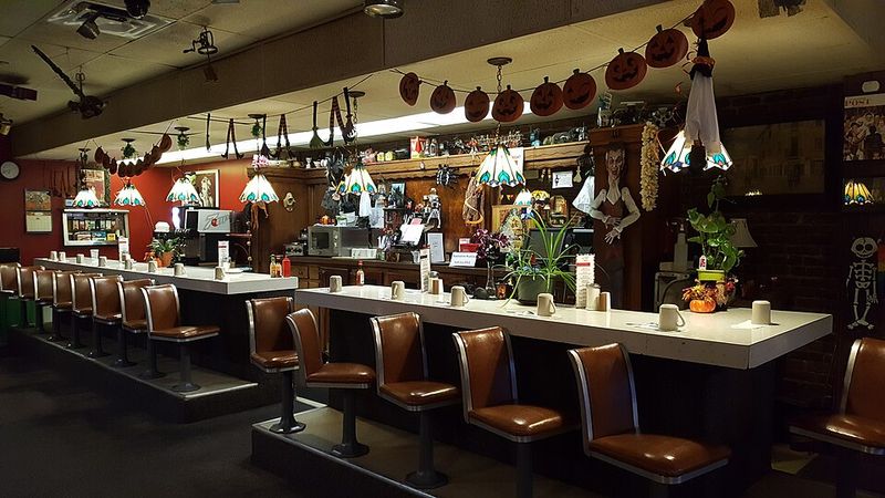 All-day breakfast at a true Portland time capsule