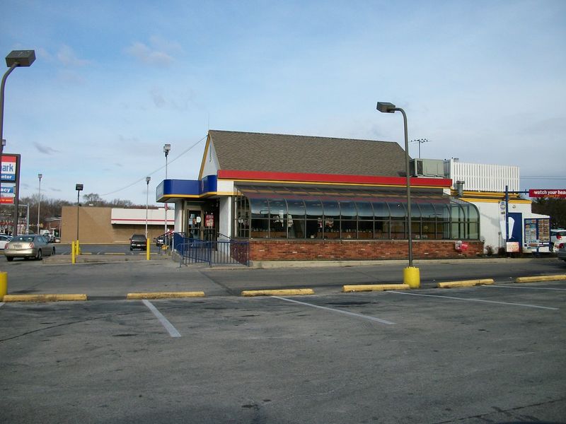 Gino's Hamburgers