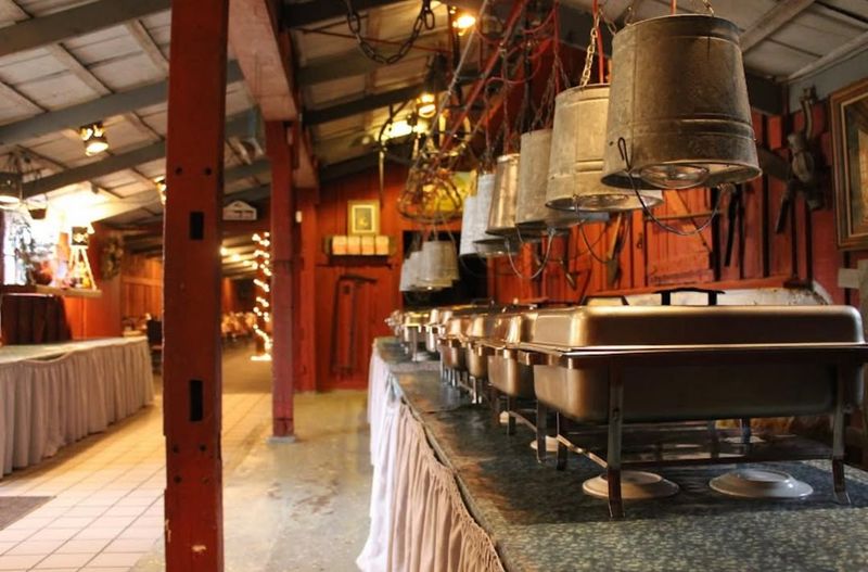 Richards Farm Restaurant - Casey