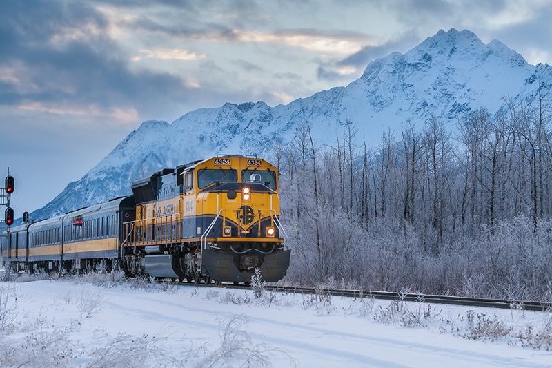 Alaska Railroad — Aurora Winter Train (Anchorage ↔ Fairbanks)
