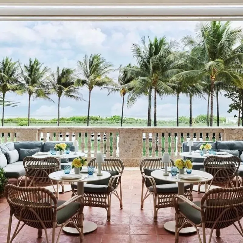 Lido Restaurant at Four Seasons Surf Club
