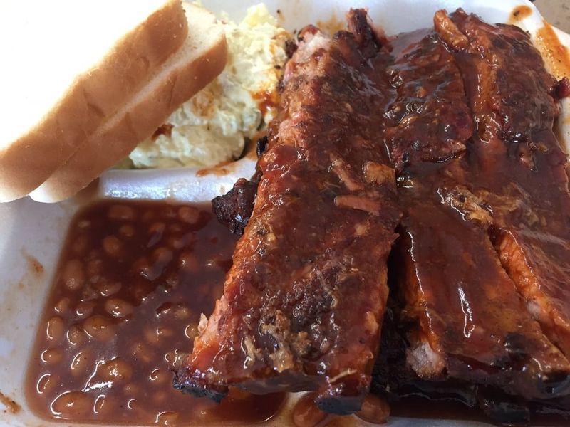 E & L Barbeque