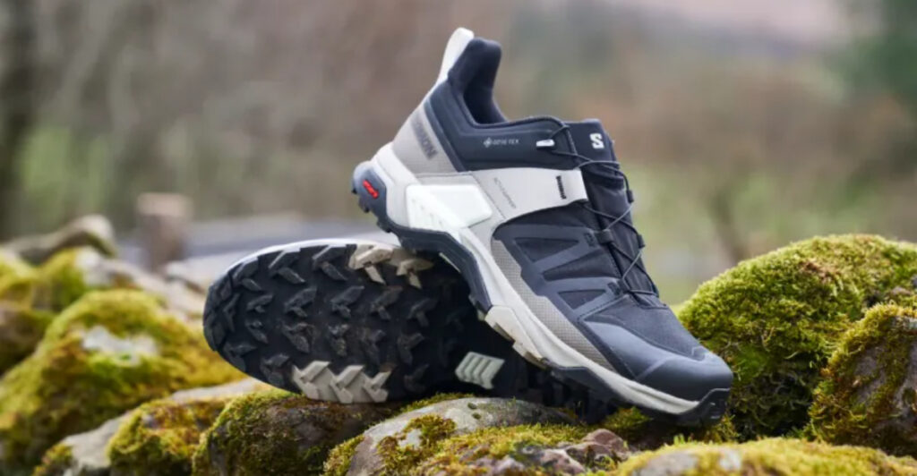 10 All-Weather Travel Shoes Perfect for December 2025
