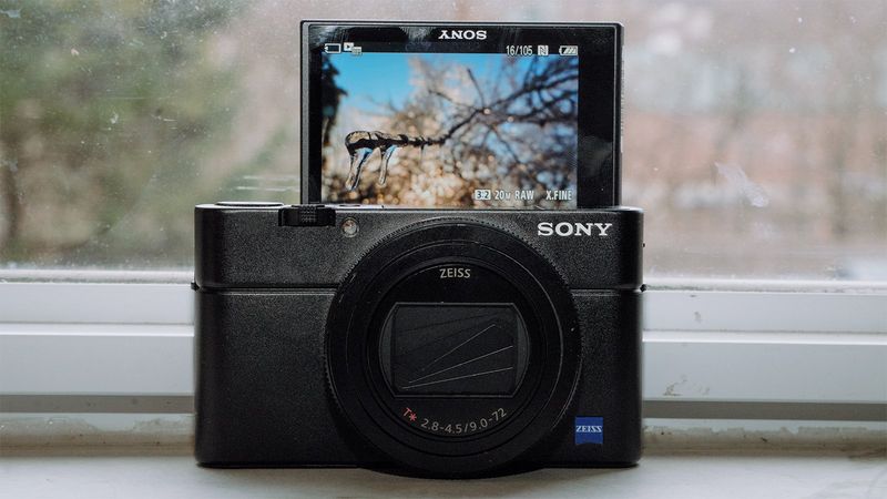 Sony Cyber-shot DSC-RX100 VII