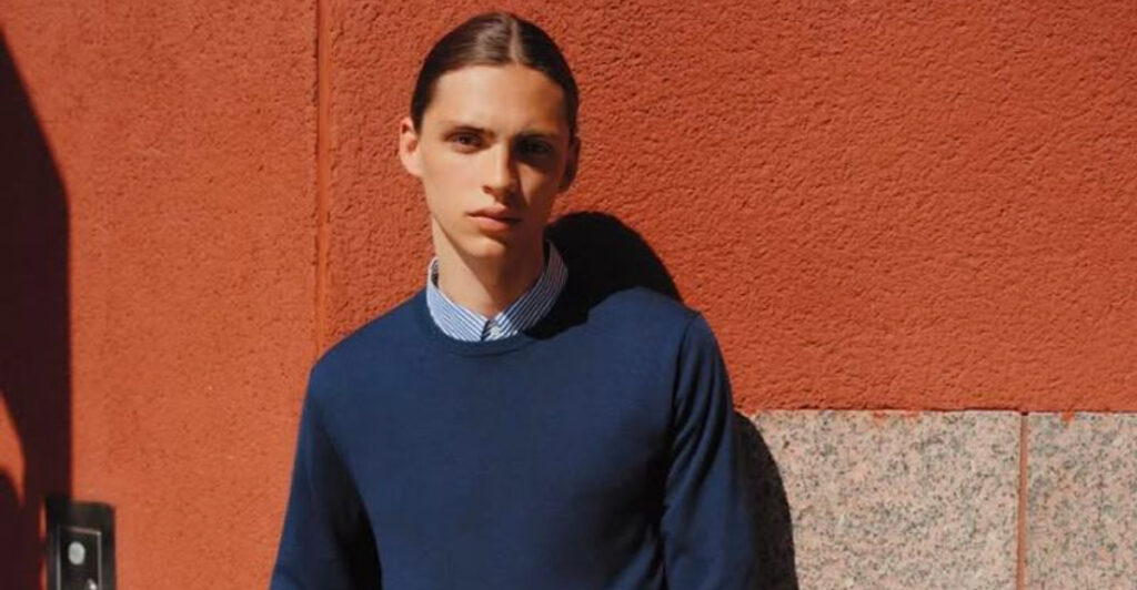11 Best Travel Sweaters for Comfort and Style in 2025