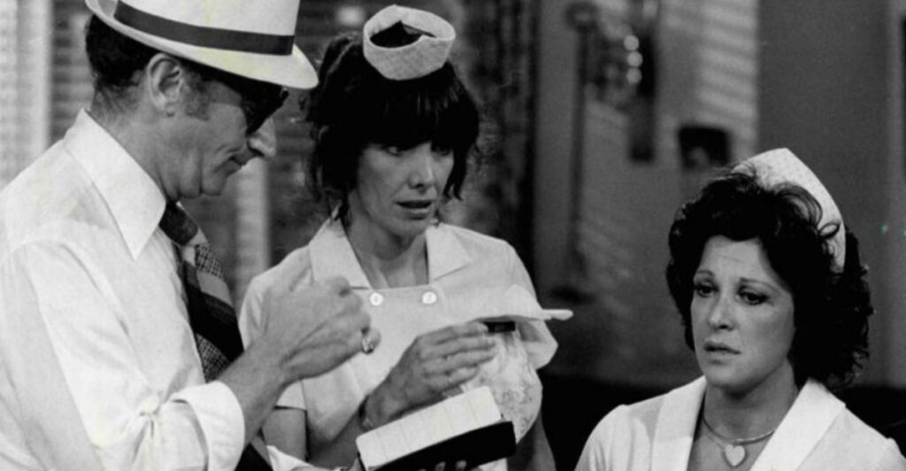 11 Forgotten Sitcoms That Deserve a Comeback
