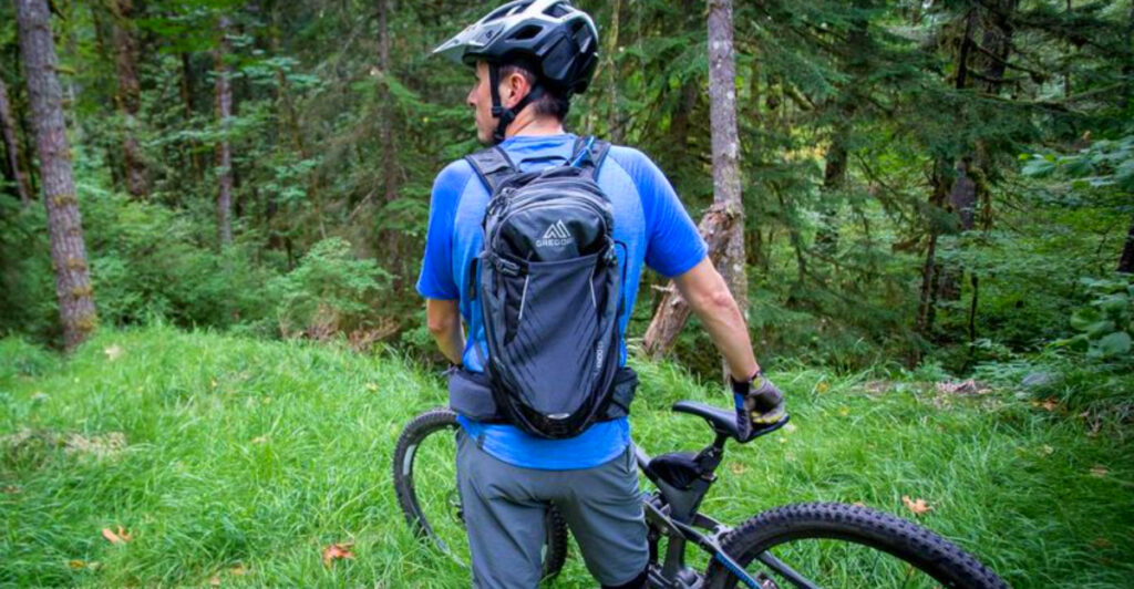 12 Active Daypacks Ideal for Cycling
