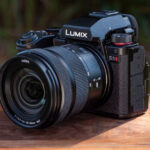 12 Night-Ready Cameras Designed for Fast-Moving Urban Scenes