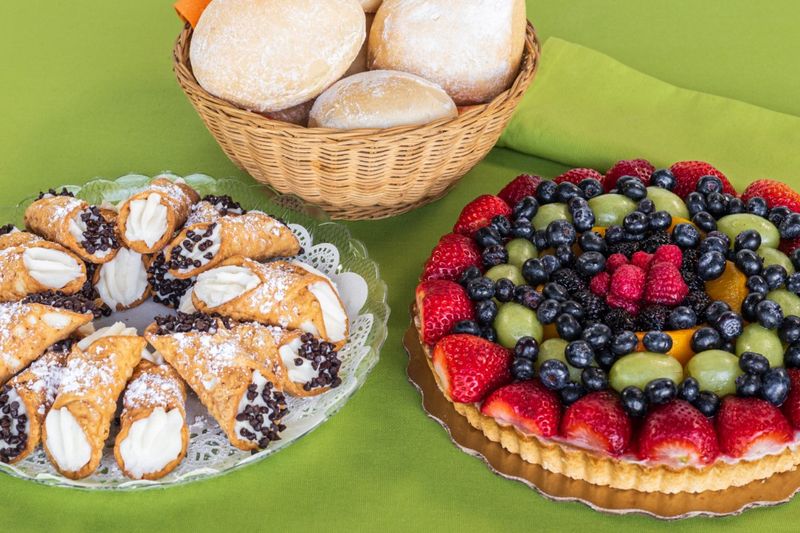 Stew Leonard’s Bakery – Multiple CT Locations