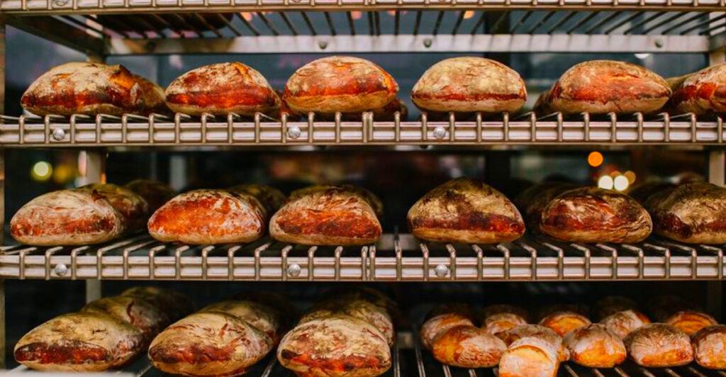 13 Minnesota Pastry Shops That Locals Say Sell Out Before Noon Every Day