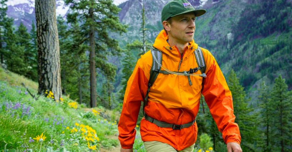 14 Lightweight Jackets Perfect for Mountain Hikes