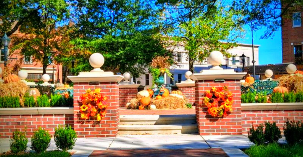 14 Tennessee’s Most Welcoming Small Towns That Tourists Haven’t Discovered Yet
