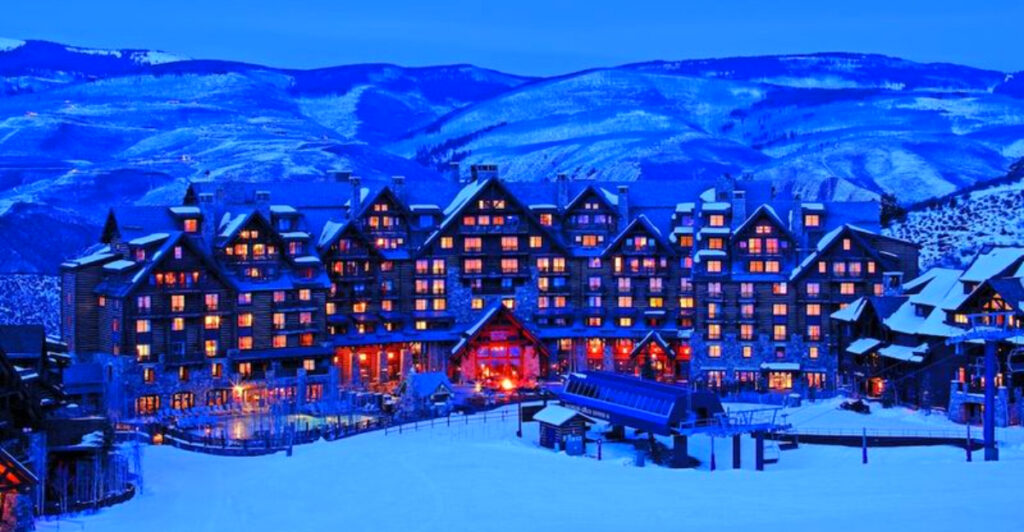 14 U.S. Family-Friendly Resorts That Turn Christmas Into a Magical Holiday Escape