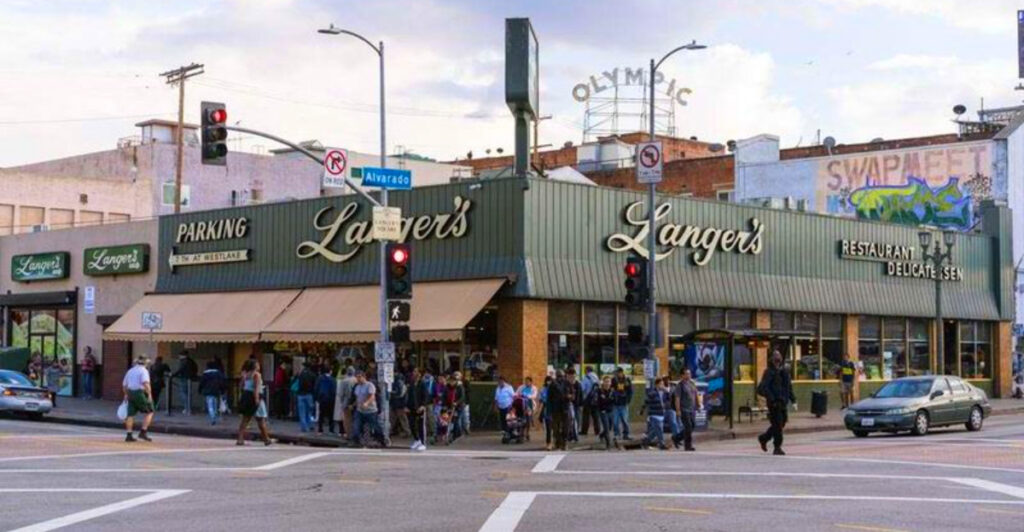 15 California Food Icons Where the Queue Starts Before Opening
