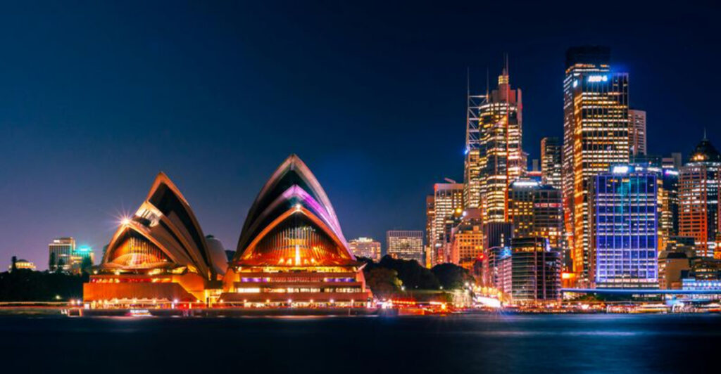 15 Cities That Come Alive at Night