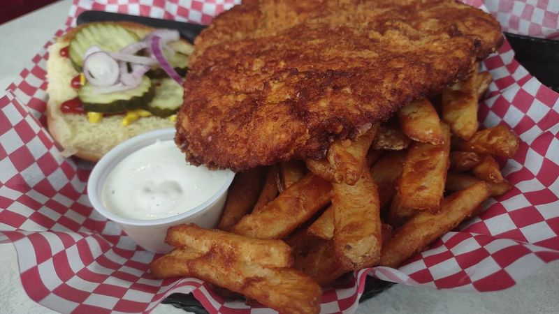 Goldie’s Ice Cream Shoppe – Prairie City