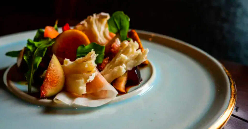 15 Tennessee Restaurants Where One Legendary Dish Made Them Famous